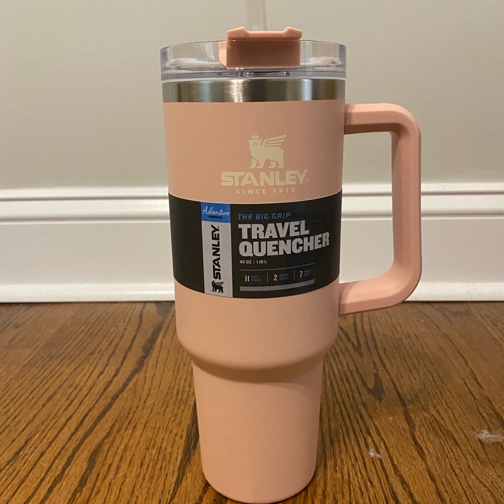 Stanley 40oz Quencher - Picture 2 of 3
